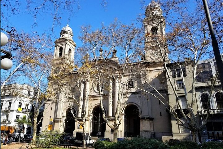 Private Have It Your Way Tour in Montevideo
