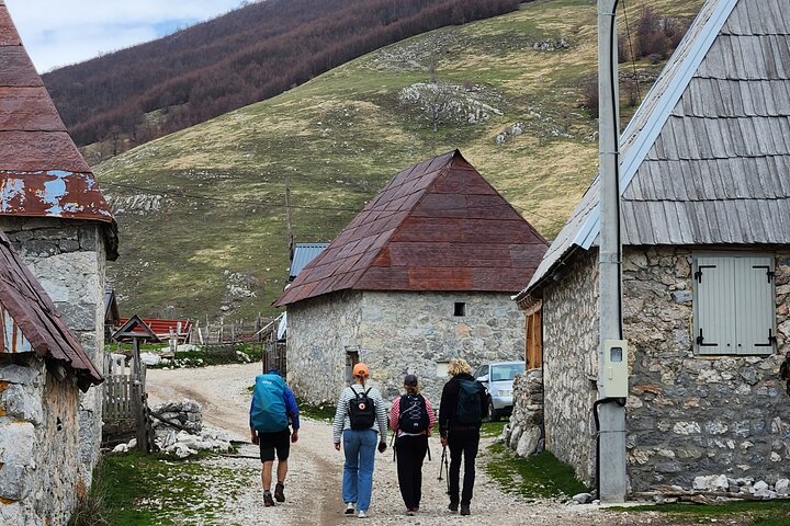 From Sarajevo: Full-Day Hike to Lukomir Village
