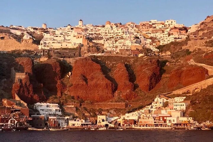 Santorini Catamaran Cruise with Swim-Stops, Greek Meal and Sunset