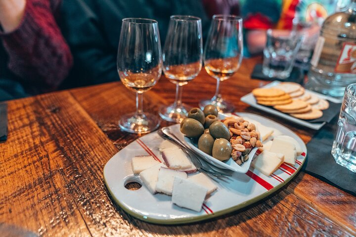Beyond the Barrel: NuLu Walking Bourbon & Food Pairing Experience