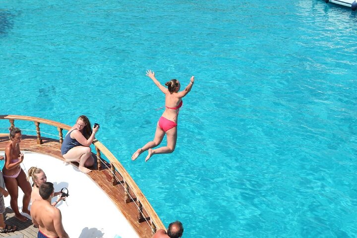 Paxos Antipaxos Blue Caves Cruise from Corfu with Swimming Stops