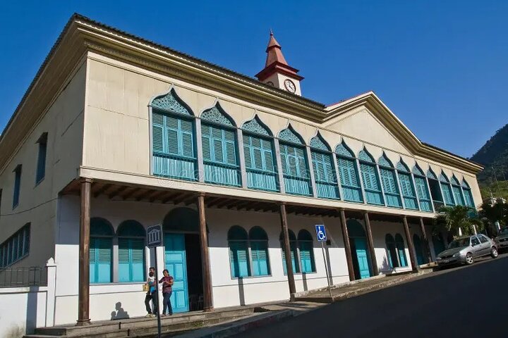 Half Day City Tour in Manta and Montecristi Landmarks