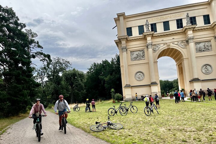 Moravian E-Bike & Wine Private Day Trip From Brno