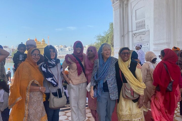 Amritsar Full Day City Tour with Transportation (10 Hours)