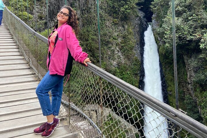 Private Tour Route of the waterfalls and tree house