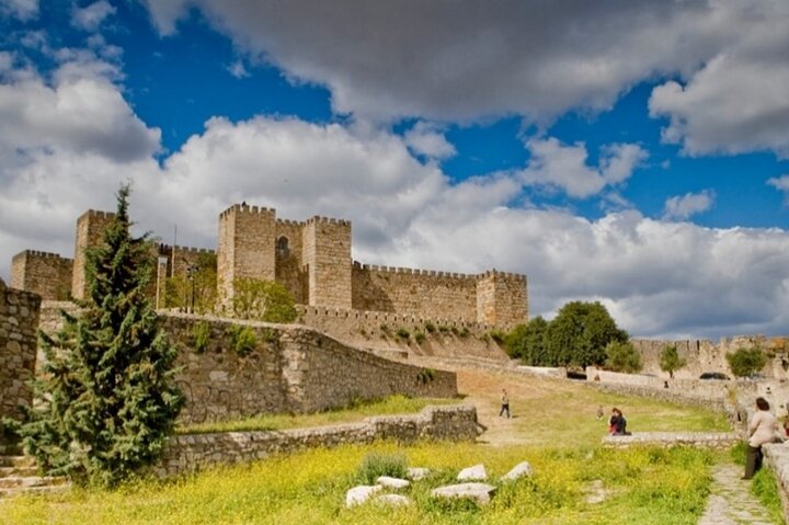 OFFICIAL TOUR OF TRUJILLO WITH TICKETS TO MONUMENTS