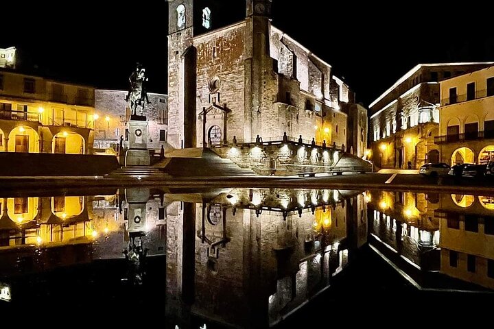 OFFICIAL TOUR OF TRUJILLO WITH TICKETS TO MONUMENTS