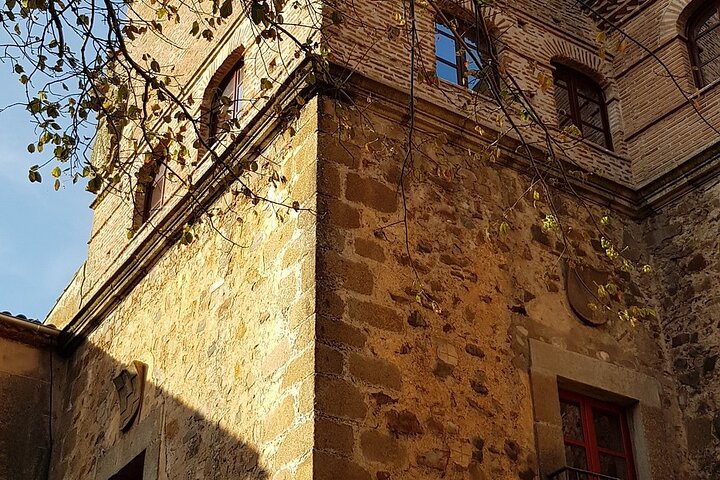 Caceres Medieval Heritage - Old Town, Cathedral & Carvajal Palace