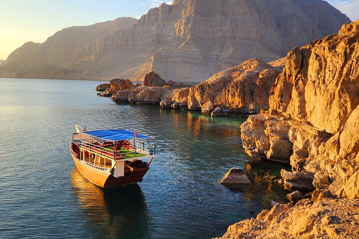 Full day Dhow: Khasab, Musandam: Dolphins, Snorkeling & Fjords