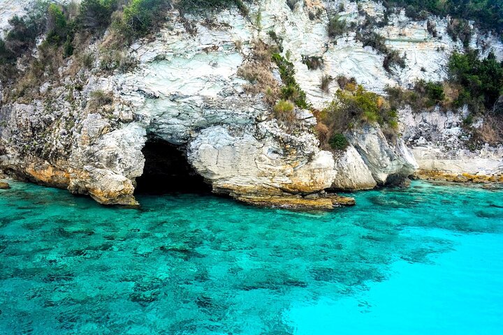 Northern Zante Cruise with Cape Skinari and Xigia Beach