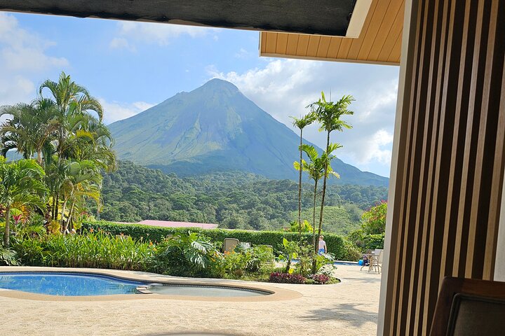 Transfers in La Fortuna, One-way or Round-Trip