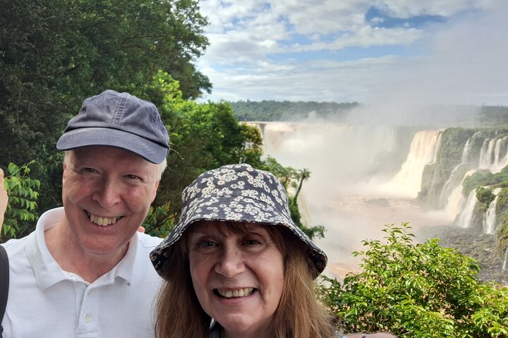 Private Iguazu waterfalls In 2 days : Brazil & Argentina