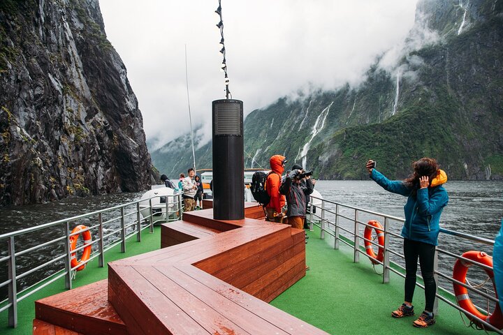 Milford Sound Cruise - RealNZ