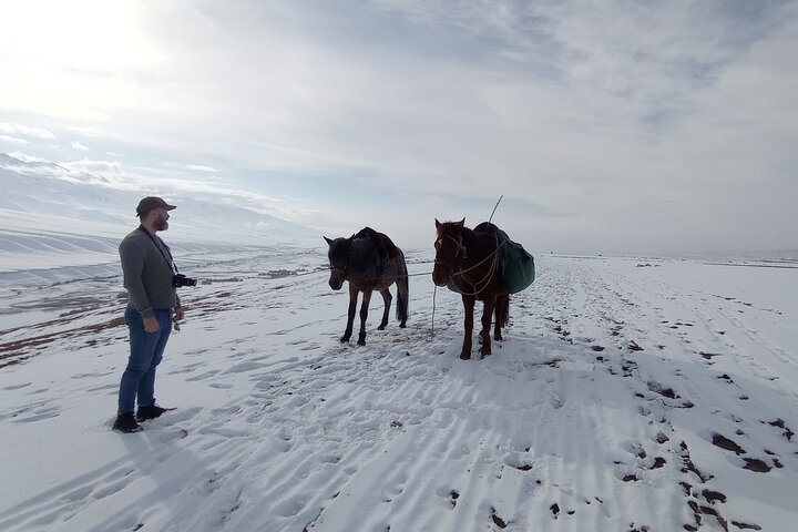 3 days horse back riding to Song-Kul lake whole year round