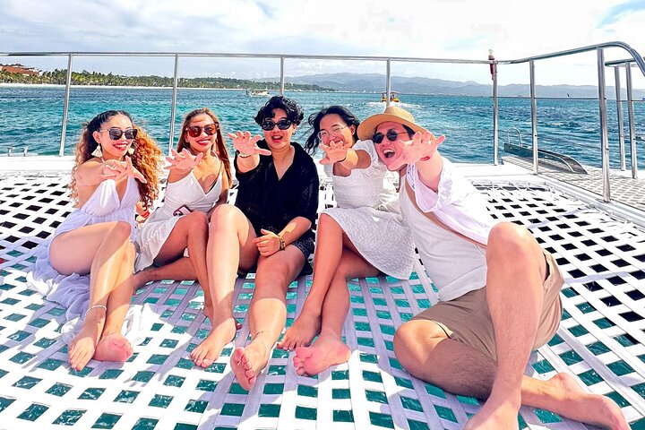 Boracay Sunset Cruise with Party DJ & Unlimited Food and Drinks
