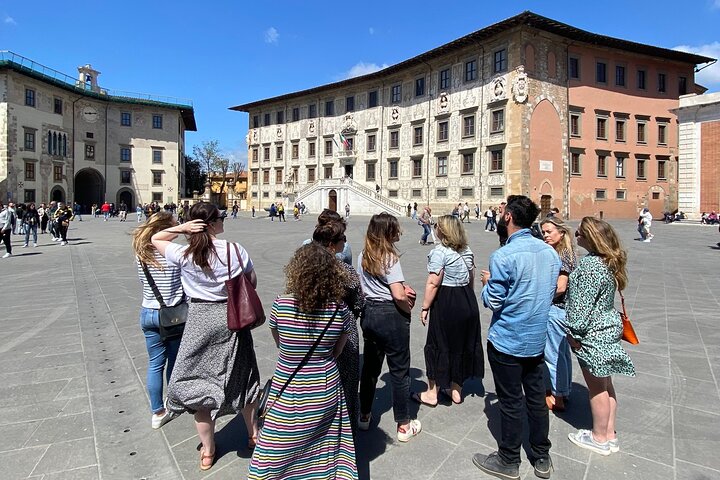 Lucca tour and Pisa Tower + WineTasting by van from Livorno Port