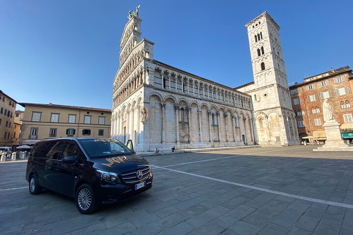 Lucca tour and Pisa Tower + WineTasting by van from Livorno Port