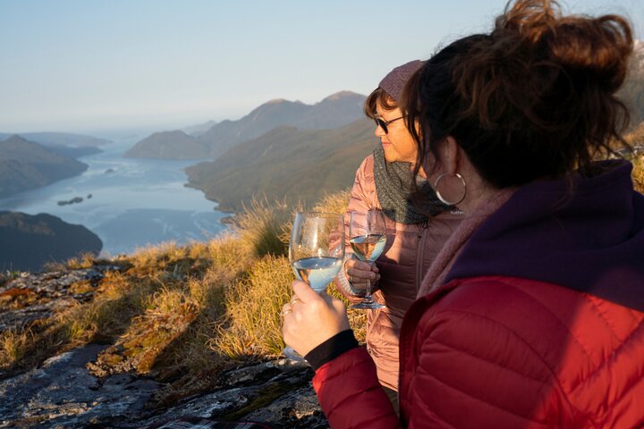 Doubtful And Dusky Sound Helicopter Scenic Flight from Te Anau