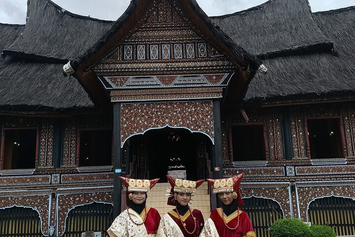 Jakarta Indonesian Culture in half Day