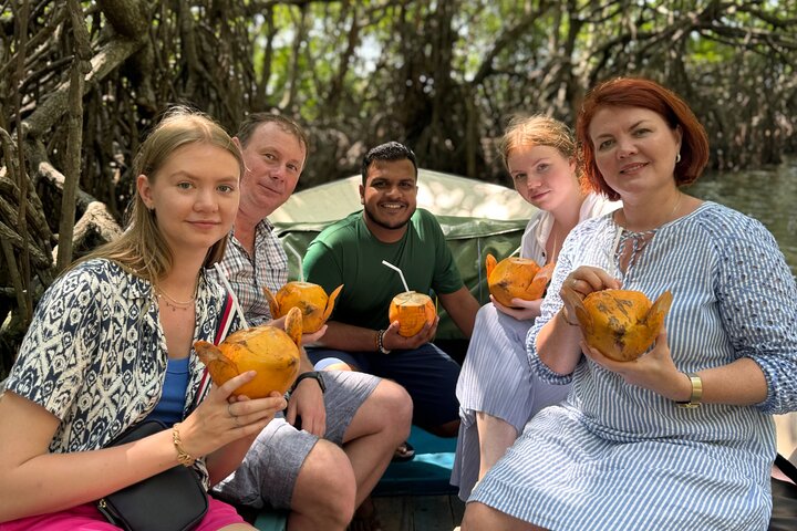 2h Bentota River Safari: Crocodiles, Monkeys, Mangrove & more