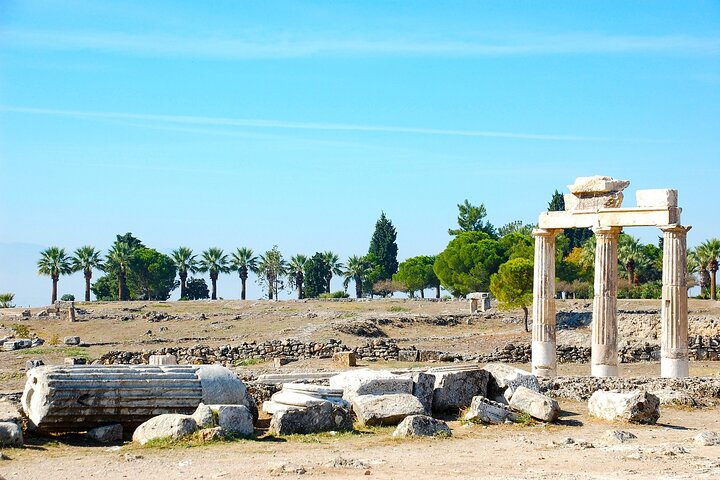 Pamukkale and Salda Lake Guided Tour