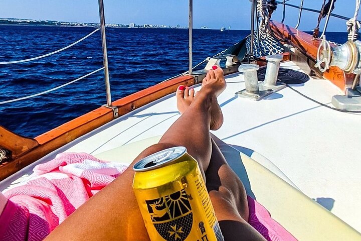 Rhodes Day Cruise (with lunch & unlimited drinks) 5,5 Hours