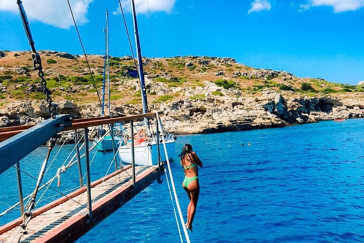 Rhodes Day Cruise (with lunch & unlimited drinks) 5,5 Hours