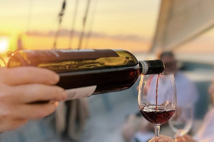 Rhodes Day Cruise (with lunch & unlimited drinks) 5,5 Hours