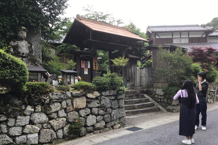 Artist Pottery and Cooking Class in the Old Streets of Mt. Hiei