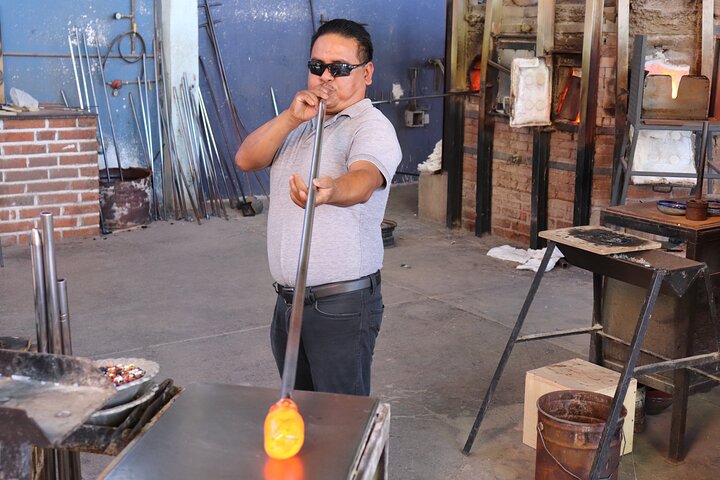 Los Cabos Small-Group Tour: Cruise, Tacos, Tequila and Photos
