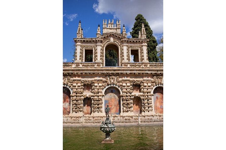 Alcazar, Cathedral and Giralda Guided Tour with Priority Tickets