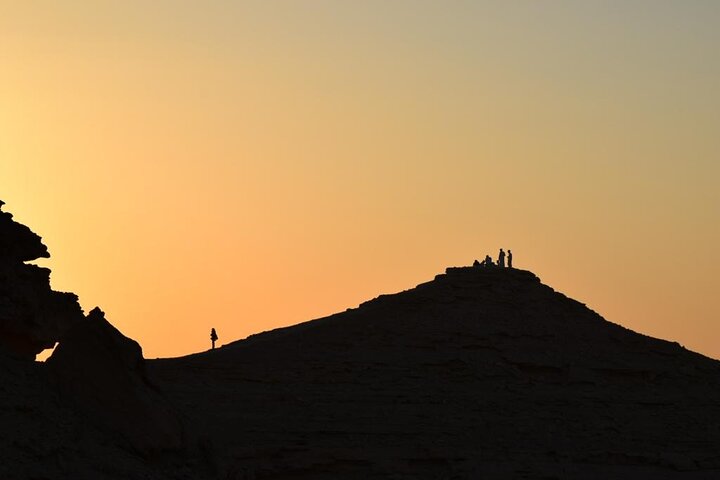 Edge of the World Riyadh Tour with Camel Ride, Bat Cave & Dinner