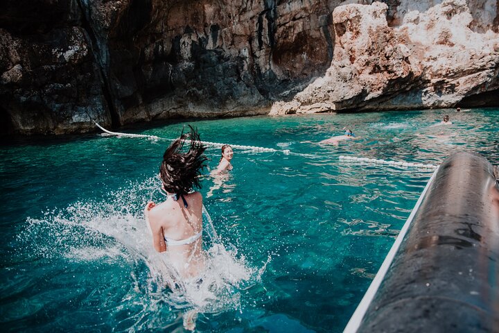 Blue Cave, Mamma Mia and Hvar, 5 Islands Speed boat Small group