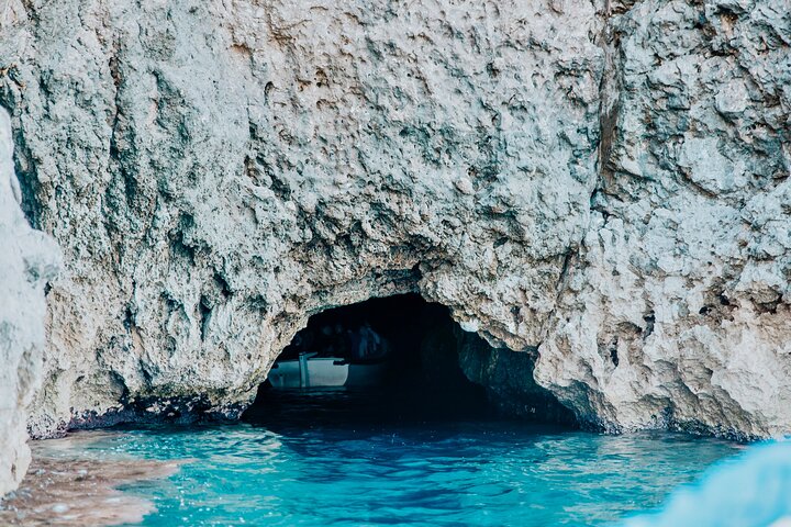 Blue Cave, Mamma Mia and Hvar, 5 Islands Speed boat Small group