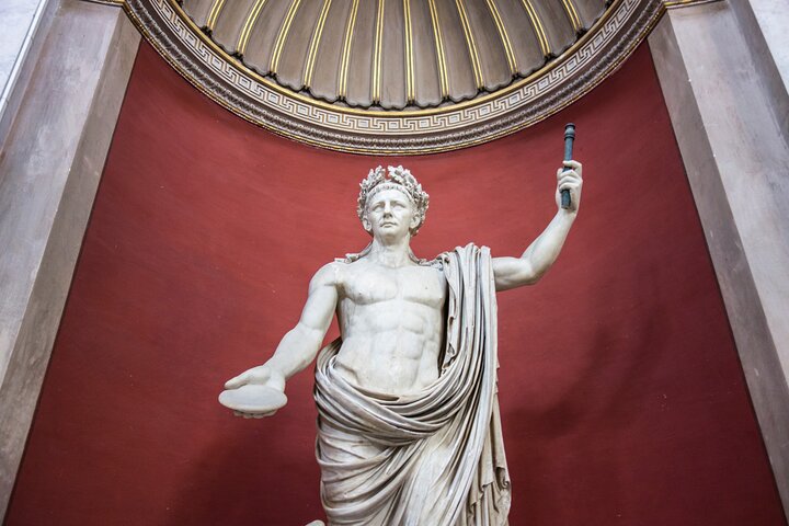 Vatican Museum Sistine Chapel & St Peter Early Entry Private Tour