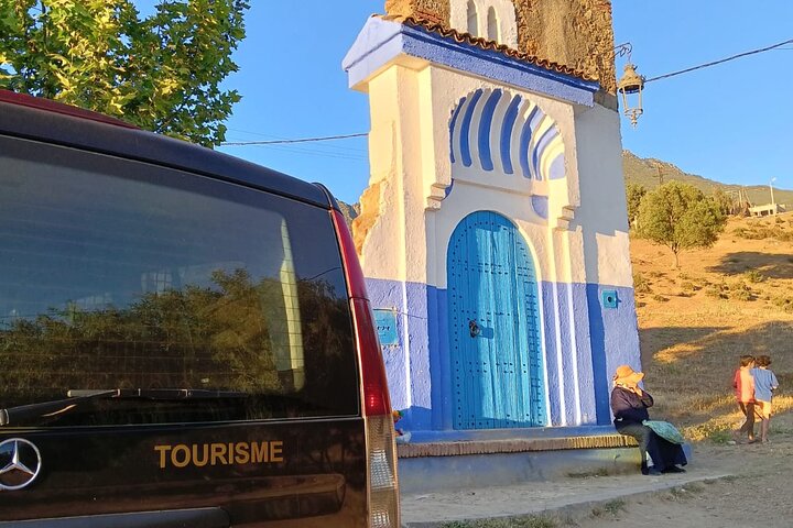 One-Way Transfer from Chefchaouen to Fes