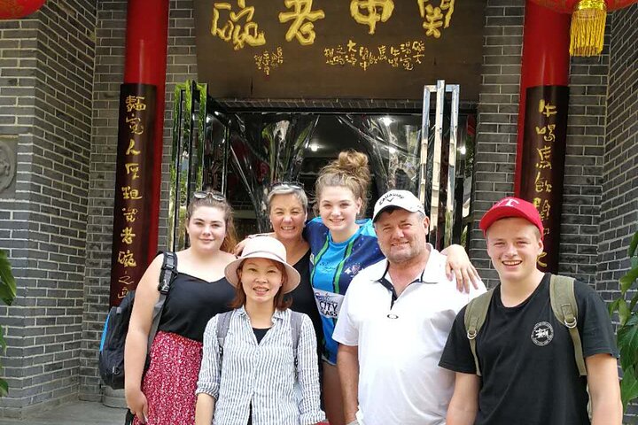 Xi'an: Top 3 Highlights All Inclusive Private Day Tour