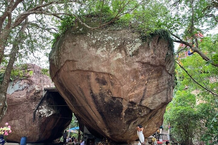 Phnom Kulen Waterfall 1000 Linga National Park Tour