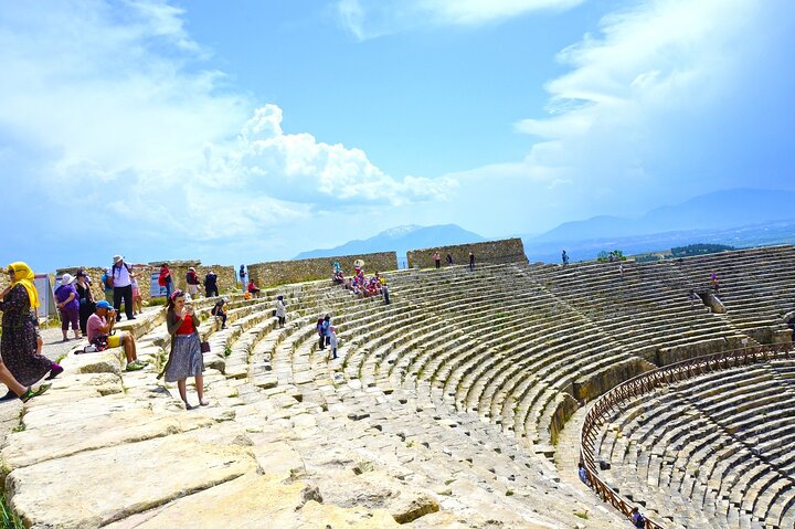 Pamukkale and Salda Lake Guided Tour