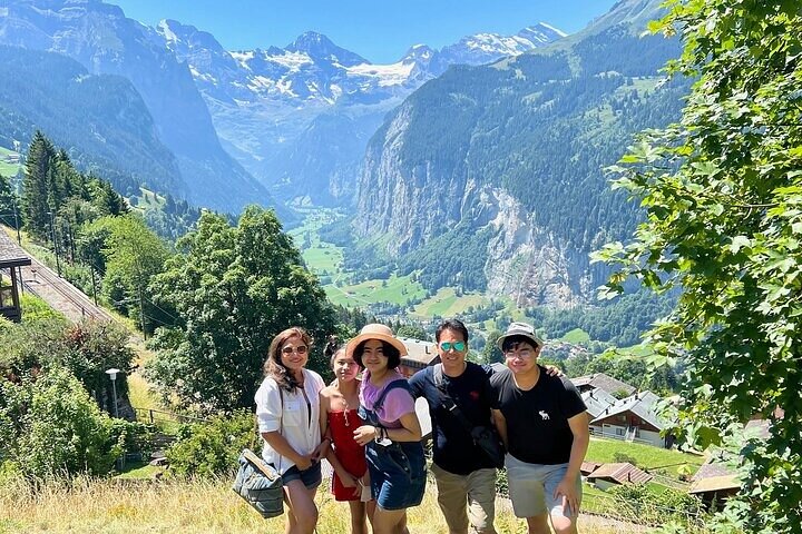 Easy countryside tour in Swiss Alps - kids friendly