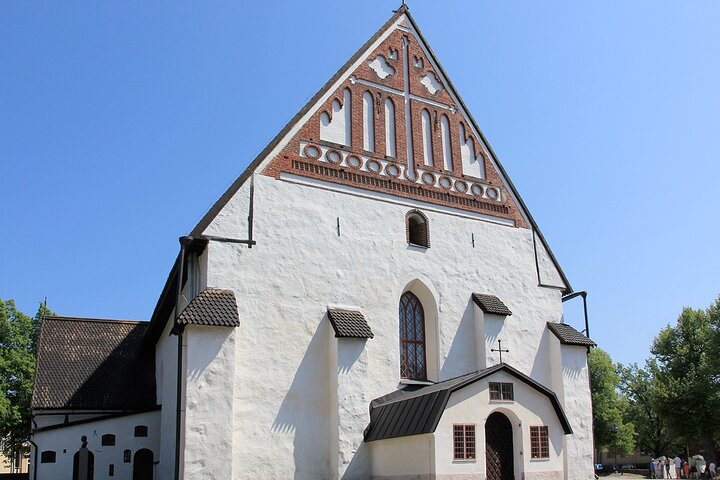 Helsinki&Porvoo Tour with Private Transportation & Personal Guide