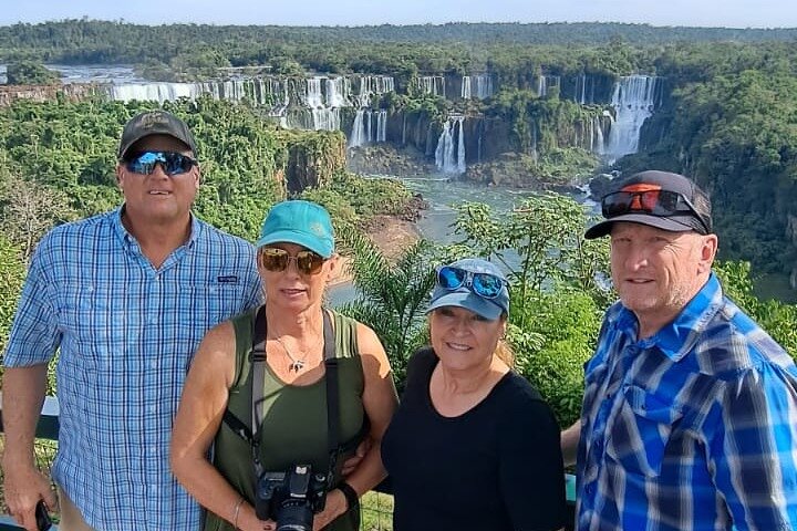 Private Iguazu waterfalls In 2 days : Brazil & Argentina