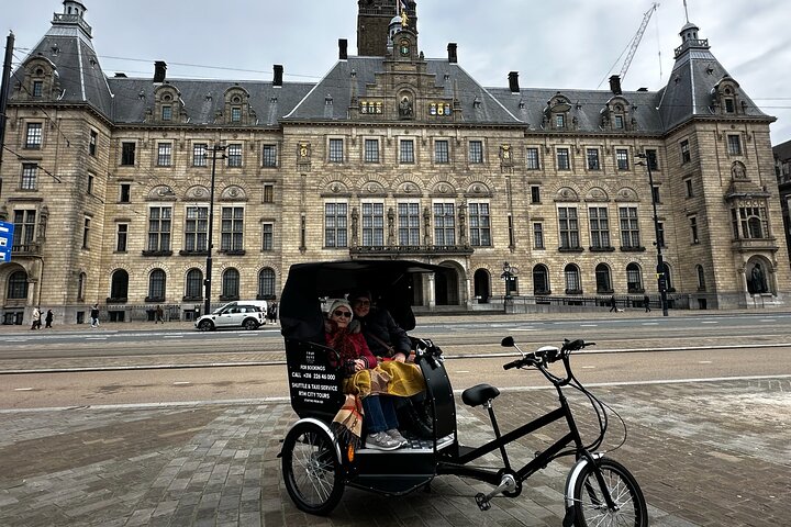Private Pedicab/Rickshaw Tour of Rotterdam With a Local Guide