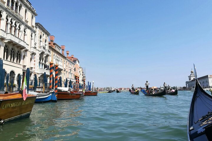 Classic Venice Full Day Tour from Lake Garda