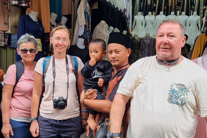 Private Day Tour Surabaya Historiculture