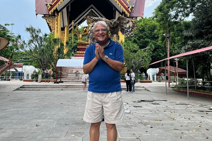 Private Day Tour Surabaya Historiculture