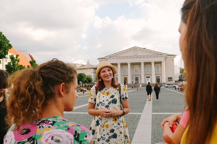 Walking Tour of Vilnius Old Town with snacks