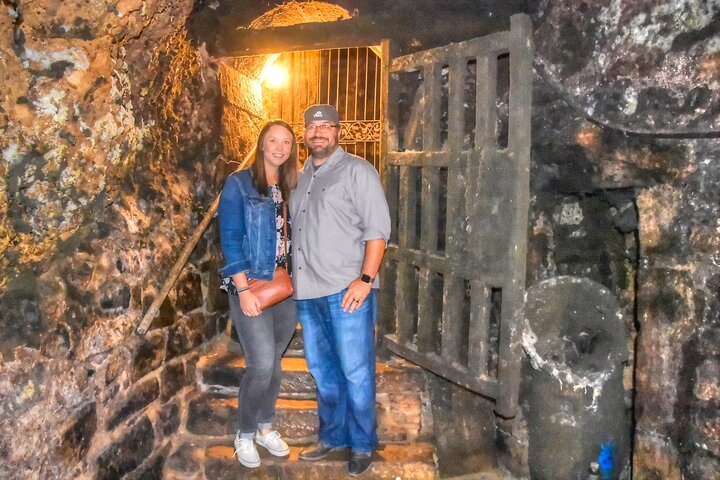 Private Full Day Wine Tour in Rioja