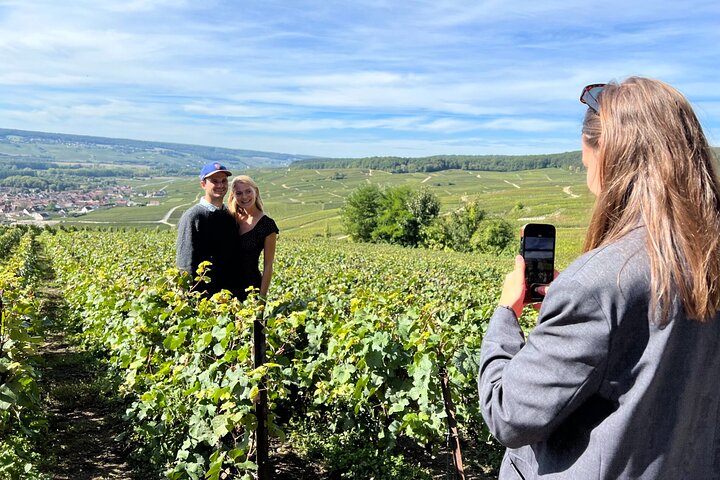 The Connoisseurs from Epernay (Private Half day Champagne Tour)
