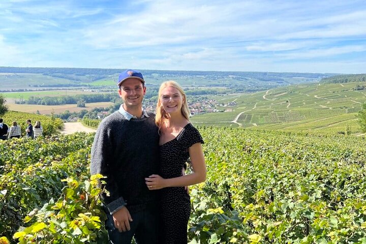 The Connoisseurs from Epernay (Private Half day Champagne Tour)